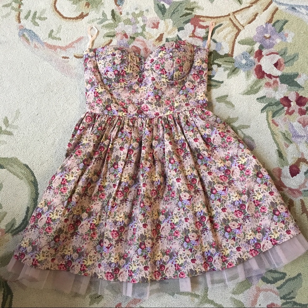 Floral dress with mesh lining.